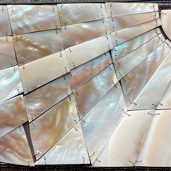 Mod by Design | Mother of Pearl | Glass Bead | Wristlet | Clutch | 5.25 x 10 - Picture 3 of 12